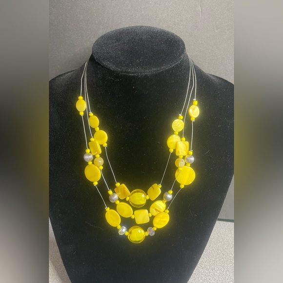 Vintage Yellow Glass Beaded Three Strand Necklace - Picture 1 of 5
